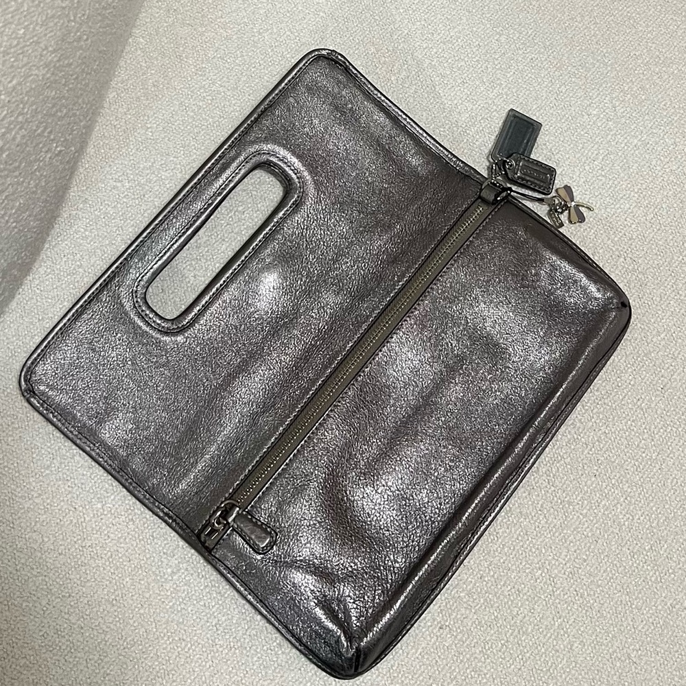 Coach Hampton Weekend Metallic Leather Flap Clutch Bag - Picture 6 of 15
